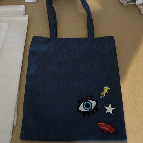 Clarins Denim Tote Bag w/ Eye & Lip Decorations 14x15 With Handles. Great Bag - Picture 1 of 5